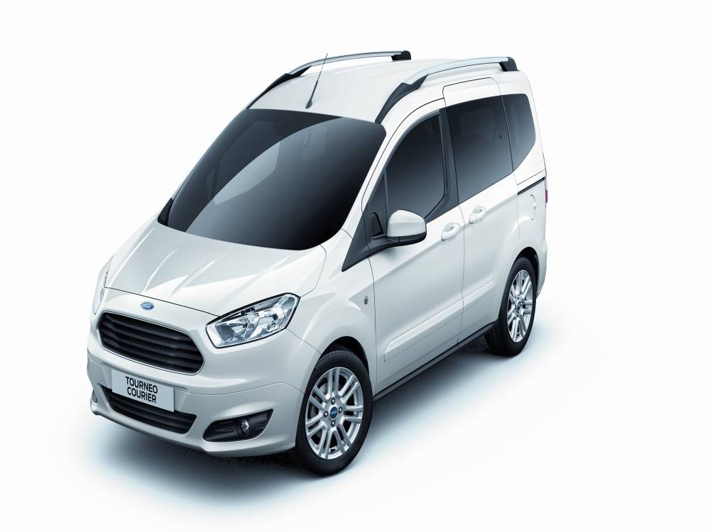  Ford Turneo Currier