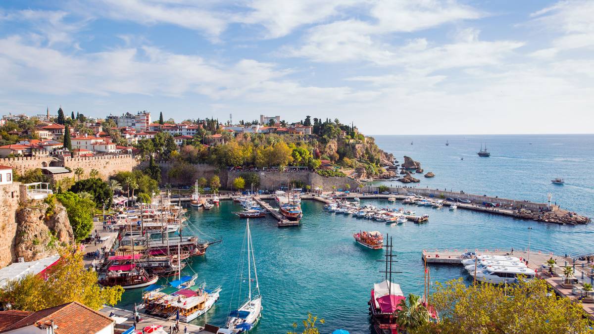Antalya’da Otomobil Kiralama